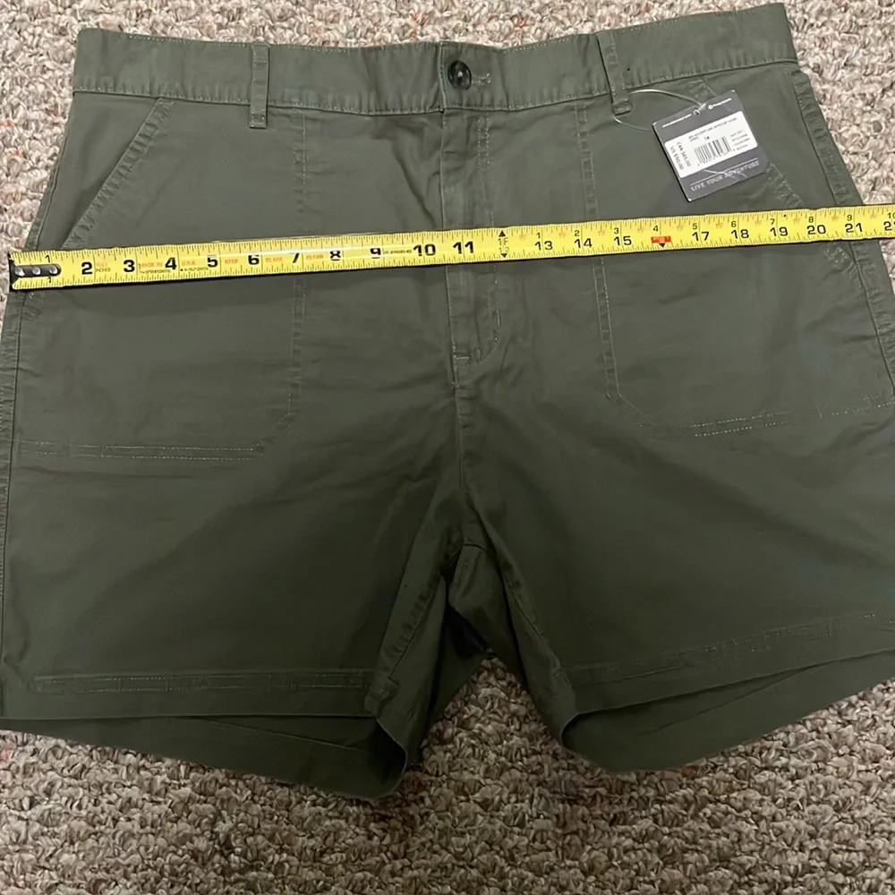 Eddie Bauer Adventure Ripstop Short-Size 14 NWT
